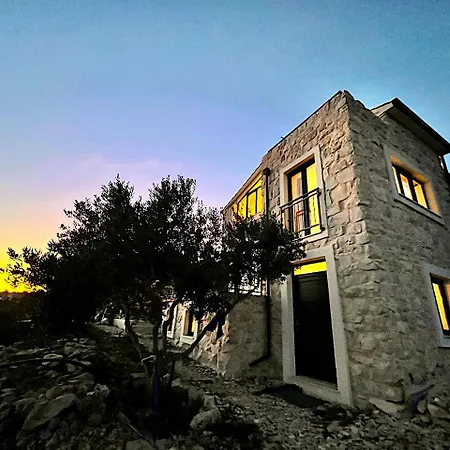 Bepina, Surrounded By Sea, Olive, Vineyard Villa *
